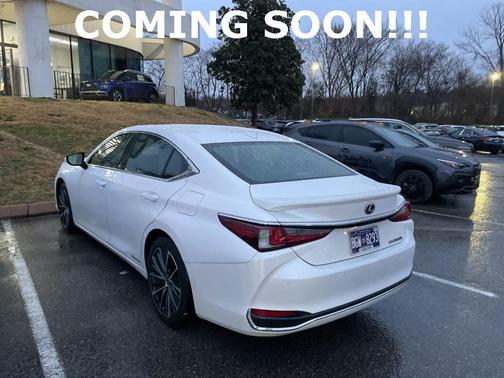 2022 Lexus ES 300h 300H