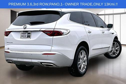 White Frost Tri-Coat 2022 Buick Enclave Premium