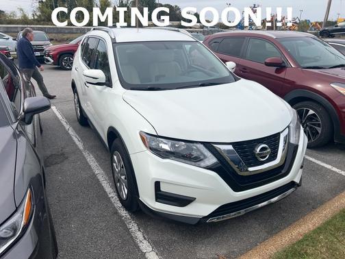 2017 Nissan Rogue S
