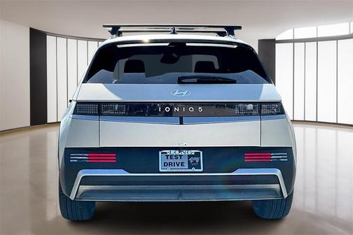 2025 Hyundai IONIQ 5 SEL