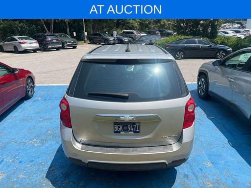 Silver Ice Metallic 2015 Chevrolet Equinox LS