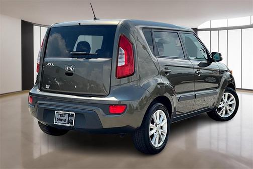 2013 Kia Soul +