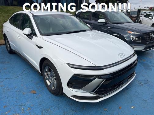 2025 Hyundai SONATA SE