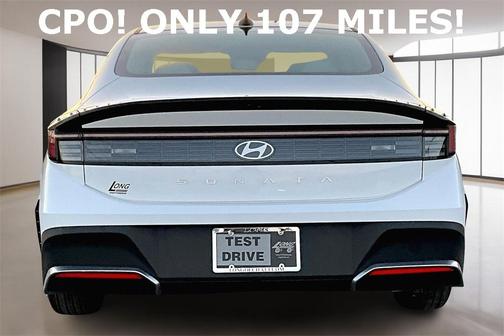 2025 Hyundai SONATA SE