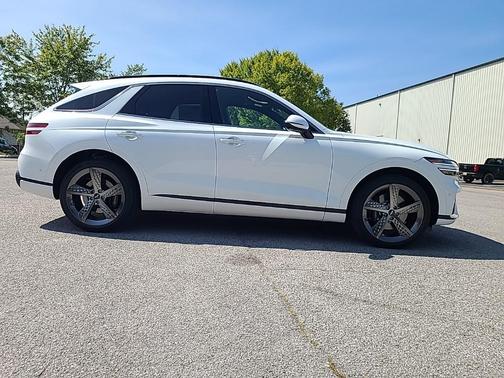 2025 Genesis GV70 2.5T