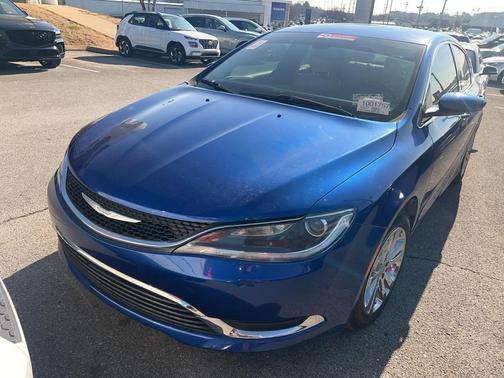 2017 Chrysler 200 Limited