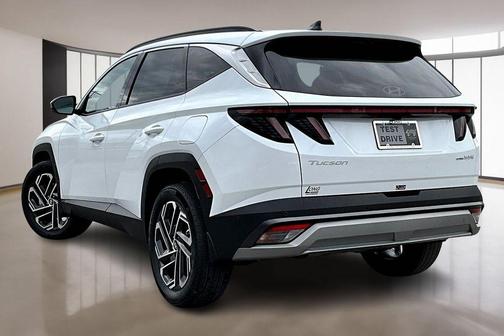 Pearl 2026 Hyundai TUCSON Hybrid Limited