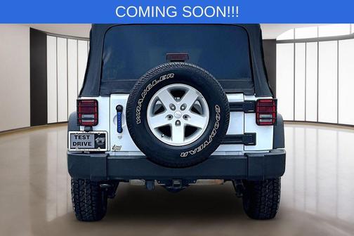 Bright White Clearcoat 2017 Jeep Wrangler Unlimited Sport