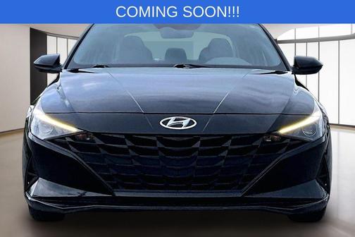 Phantom Black 2023 Hyundai ELANTRA SEL