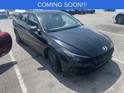 Phantom Black 2023 Hyundai ELANTRA SEL