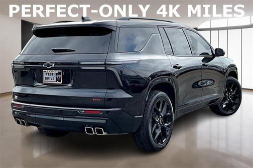 2025 Chevrolet Traverse RS
