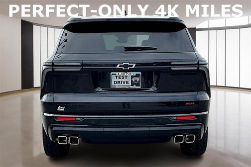2025 Chevrolet Traverse RS