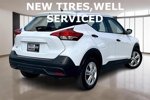 2020 Nissan Kicks S