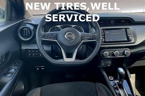 2020 Nissan Kicks S