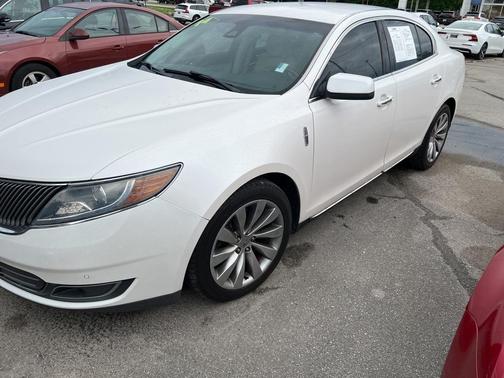 2014 Lincoln MKS Base