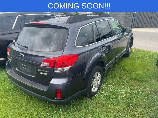 Carbide Gray Metallic 2014 Subaru Outback 2.5i