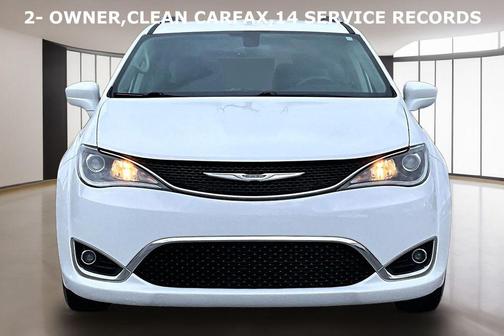 2020 Chrysler Pacifica Touring-L