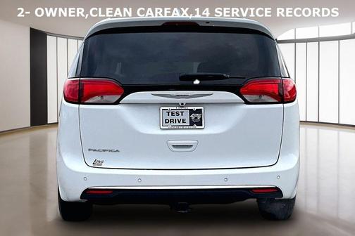 2020 Chrysler Pacifica Touring-L