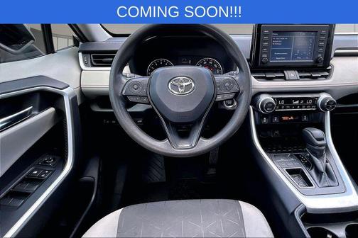 Silver Sky Metallic 2019 Toyota RAV4 XLE