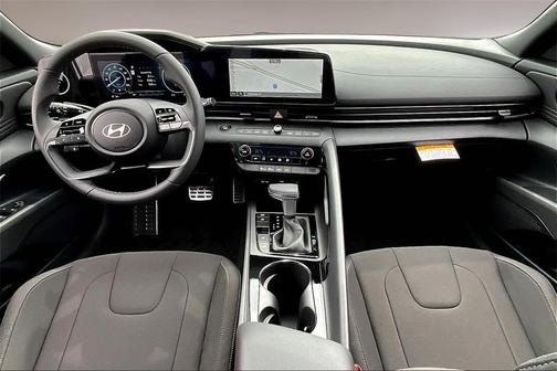 2025 Hyundai ELANTRA HEV SEL Sport
