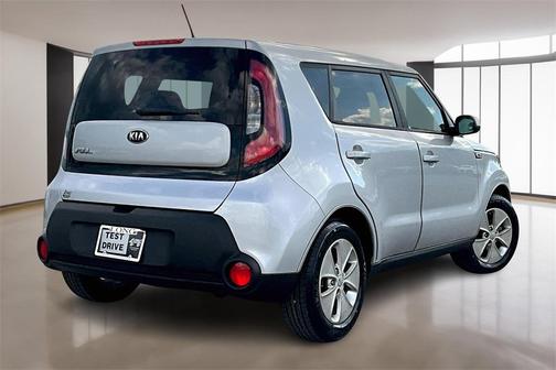 2016 Kia Soul Base