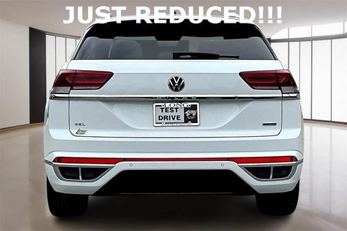 2022 Volkswagen Atlas Cross Sport 2.0T SEL R-Line