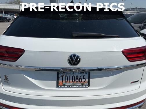 2022 Volkswagen Atlas Cross Sport 2.0T SEL R-Line