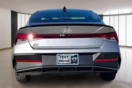 2026 Hyundai ELANTRA SEL