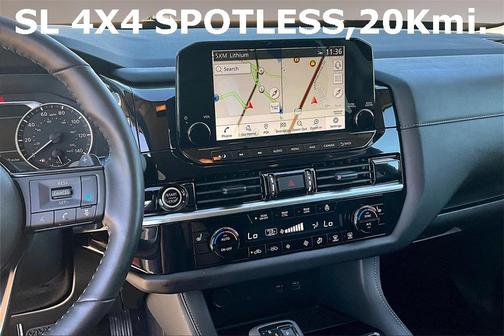 2024 Nissan Pathfinder SL