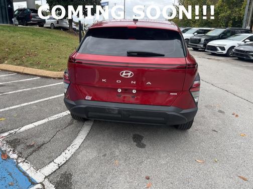 2024 Hyundai KONA SE