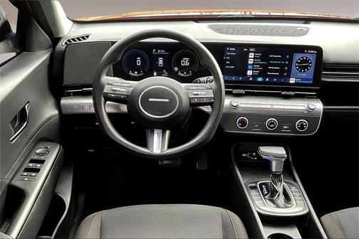 2024 Hyundai KONA SE