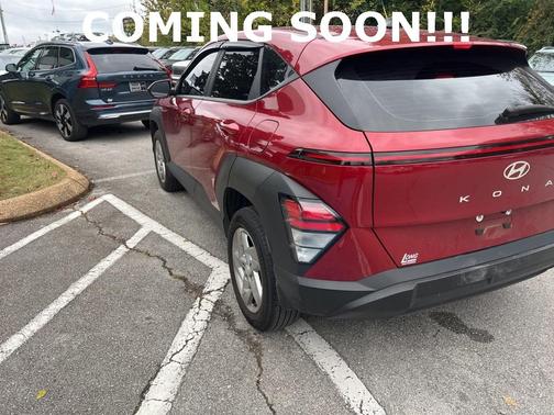 2024 Hyundai KONA SE