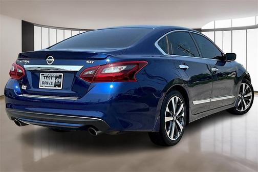 2017 Nissan Altima 2.5 SR