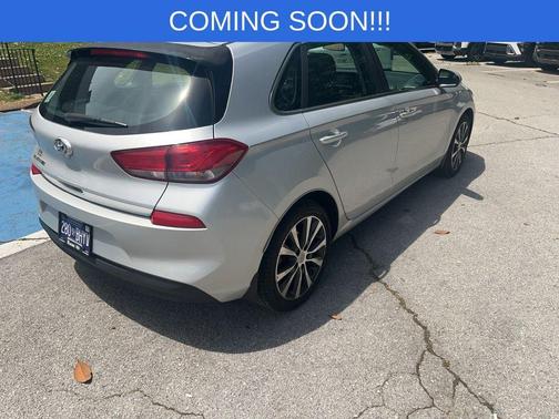 Symphony Air Silver 2018 Hyundai Elantra GT Base