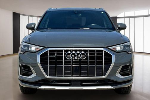 Nano Gray Metallic 2020 Audi Q3 45 Premium