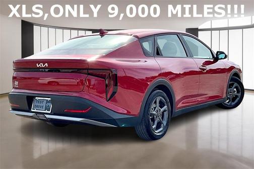 2025 Kia K4