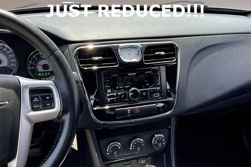 2013 Chrysler 200 Touring