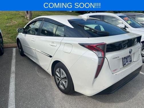 Blizzard Pearl 2018 Toyota Prius Two