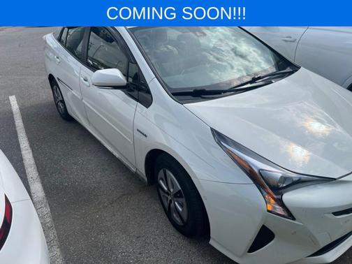 Blizzard Pearl 2018 Toyota Prius Two