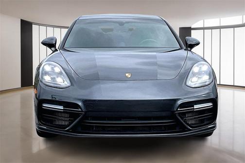 2017 Porsche Panamera Turbo