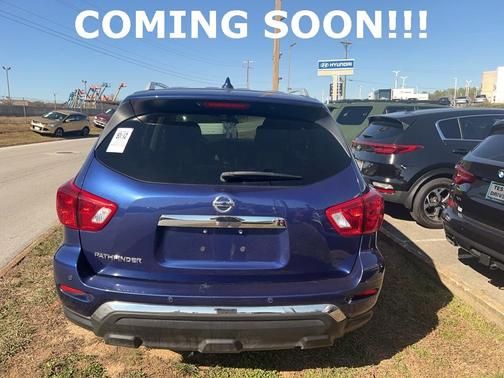 2020 Nissan Pathfinder S