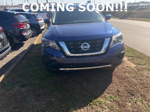 2020 Nissan Pathfinder S
