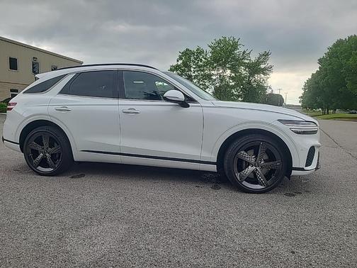 2025 Genesis GV70 2.5T