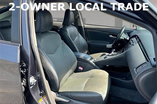 2011 Toyota Prius III