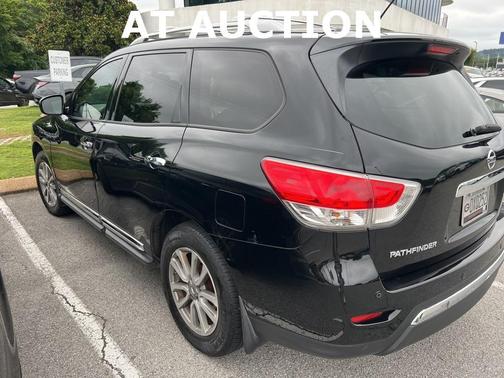 2013 Nissan Pathfinder SL