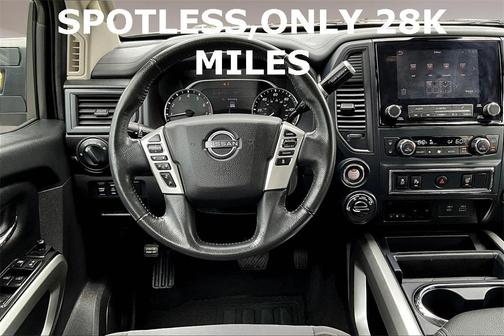2023 Nissan Titan XD SV
