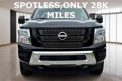 2023 Nissan Titan XD SV