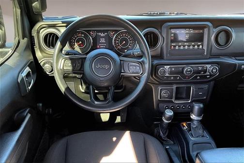 2022 Jeep Gladiator Sport