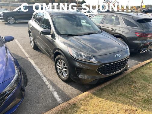 2020 Ford Escape SE