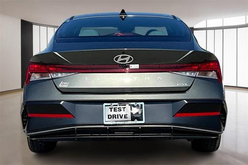 2025 Hyundai ELANTRA HEV Limited
